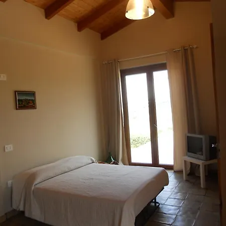 Farm stay Masseria Le Due Colline *